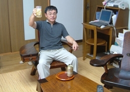 広島県世羅郡のお客様のお宅に納品した矢澤金太郎の創作家具です。